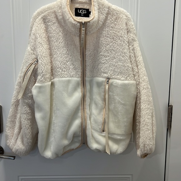 UGG Cream Teddy Jacket - Picture 2 of 7
